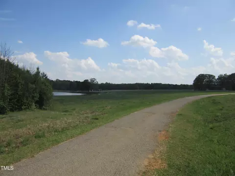 2 Pine Ridge Road, Zebulon, NC 27597