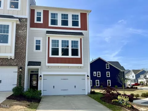 2253 Kettle Falls Station Sta, Apex, NC 27502
