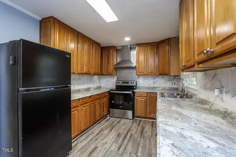6 Hawaii Ct, Durham, NC 27713 photo 3