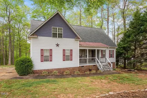 147 W Alex Dr, Clayton, NC 27520
