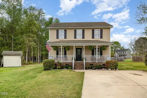 34 Stuart Dr, Benson, NC 27504 photo 4