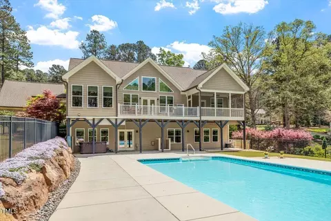 1422 Gormly Cir, Sanford, NC 27330