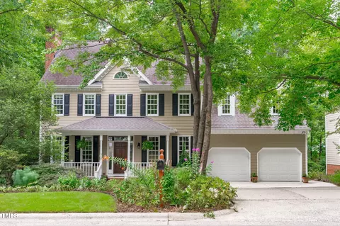 307 Parkmeadow Dr, Cary, NC 27519
