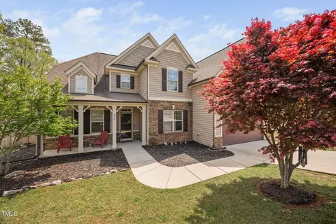 556 Rolling Meadows Dr, Clayton, NC 27527