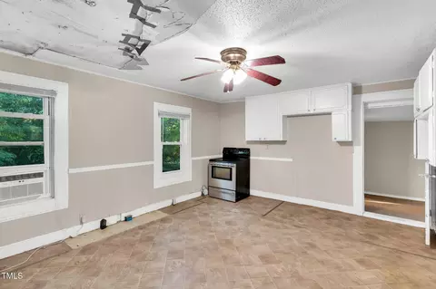 Entry Way - 8175 Nc 27 E, Coats, NC 27521 photo 2 of 2