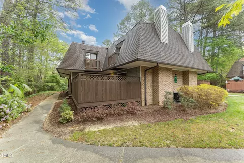 183 Summerwalk Cir, Chapel Hill, NC 27517