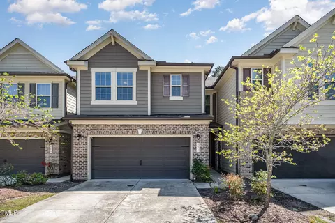 521 Rockcastle Dr, Cary, NC 27519