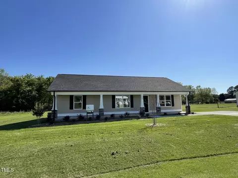 108 Pate Landing Dr, Selma, NC 27576
