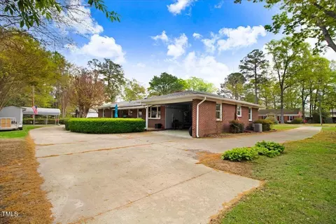806 S Second St, Smithfield, NC 27577 photo 9