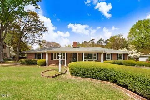 806 S Second St, Smithfield, NC 27577