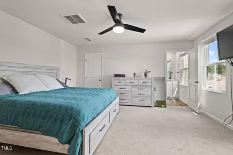 Bedroom - 1110 Bent Willow Dr, Durham, NC 27704 photo 1 of 6