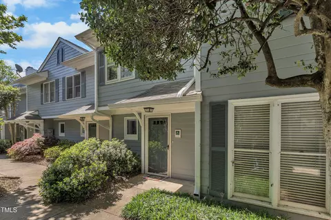 1442 Barton Place Dr, Raleigh, NC 27608