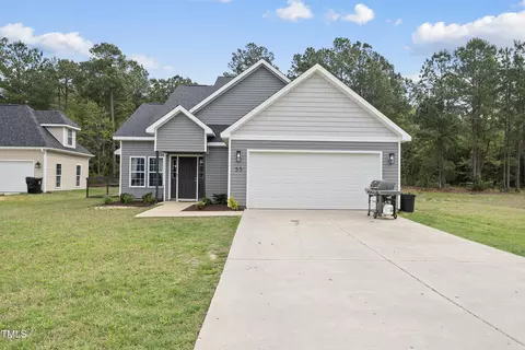 33 Miry Creek Ln, Clinton, NC 28328