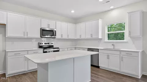 189 Calebs Corner Pl, Spring Lake, NC 28390 photo 12