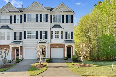 2604 Wyntercrest Ln, Durham, NC 27713