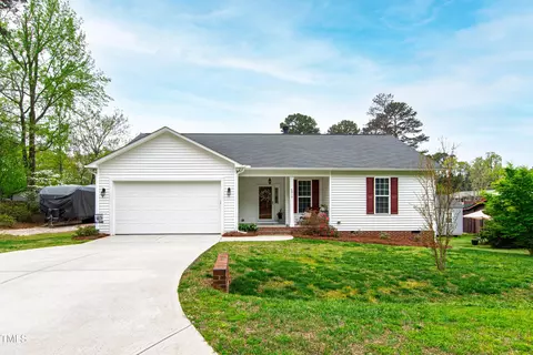 6819 Franklin Heights Rd, Cary, NC 27518