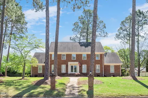 1602 Lake Shore Dr, Dunn, NC 28334