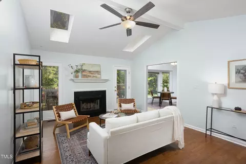 901 Clifford Dr, Durham, NC 27704
