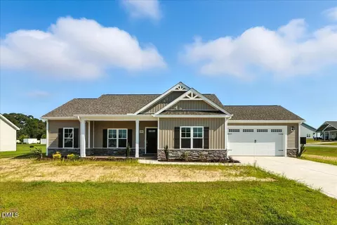 101 Waterstone Ct, Fremont, NC 27830