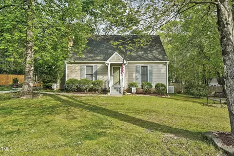 13816 N Meadows Ct, Wake Forest, NC 27587