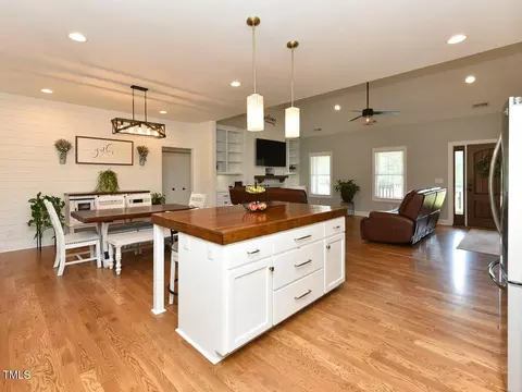 90 Pump Station Rd, Erwin, NC 28339 photo 12