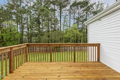 Exterior - 225 Lodestone Dr, Durham, NC 27703 photo 2 of 4