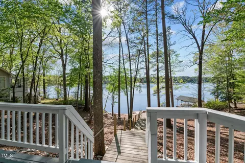 104 Chuckwagon Dr, Louisburg, NC 27549