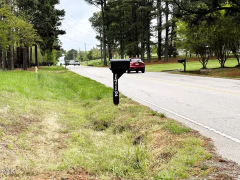 1712 Avent Ferry Rd, Holly Springs, NC 27540