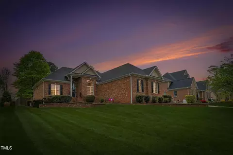 2326 Marlow Dr, Burlington, NC 27215