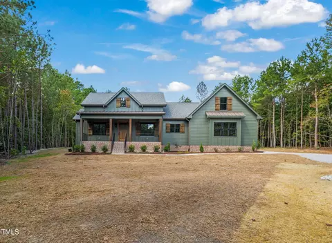 435 Pilot Ridge Rd, Zebulon, NC 27597