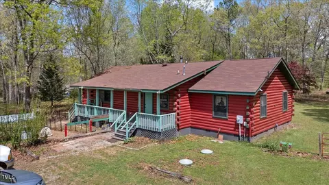 166 Fry Pan Ln, Warrenton, NC 27589