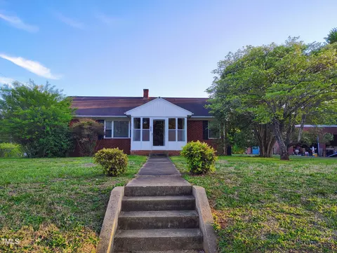 919 E Main St, Haw River, NC 27258