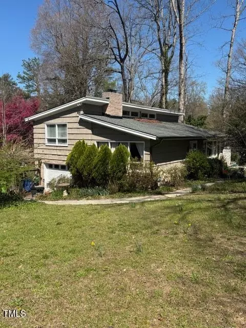 748 Currituck Dr, Raleigh, NC 27609