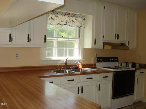 136 Scramble Rd, Erwin, NC 28339 photo 32