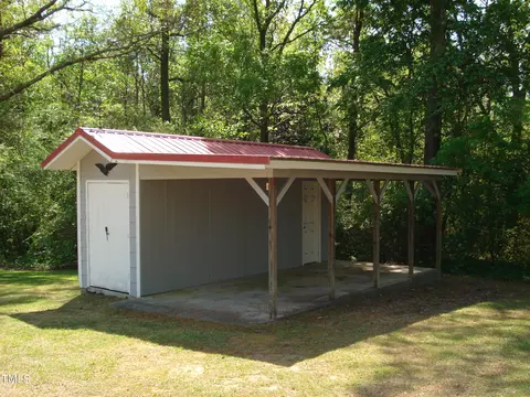 136 Scramble Rd, Erwin, NC 28339 photo 17