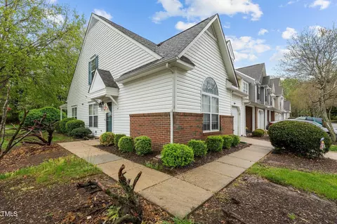 6355 Double Eagle Dr, Whitsett, NC 27377