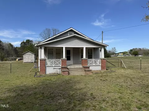 1278 Valley Ct, Zebulon, NC 27597
