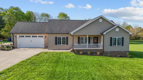 7042 Crescent Rd, Whitsett, NC 27377