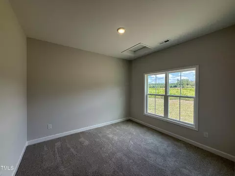 214 Yardley Dr, Smithfield, NC 27577 photo 9