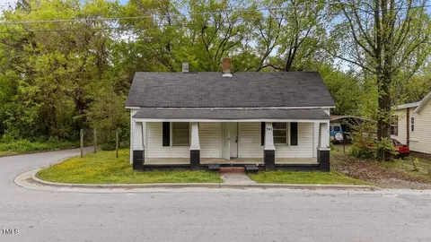 905 David St, Henderson, NC 27536