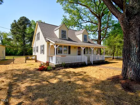 7702 Nc Highway 581, Kenly, NC 27542