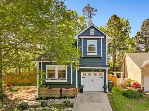 209 Dickens Dr, Raleigh, NC 27610