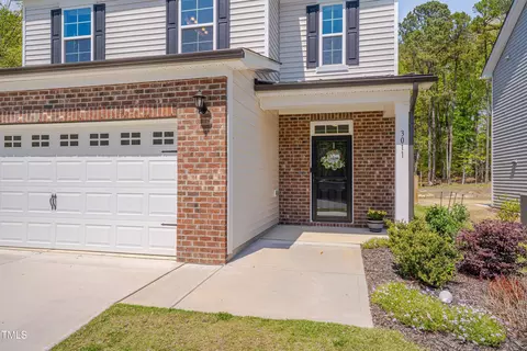 3011 Ginger Hill Ln, Durham, NC 27703 photo 2