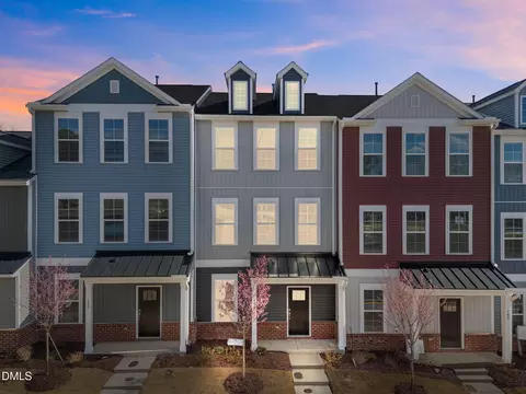 141 Pearl St #9, Garner, NC 27529