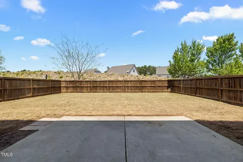 Exterior - 1033 Laredo Ln, Durham, NC 27703 photo 5 of 11