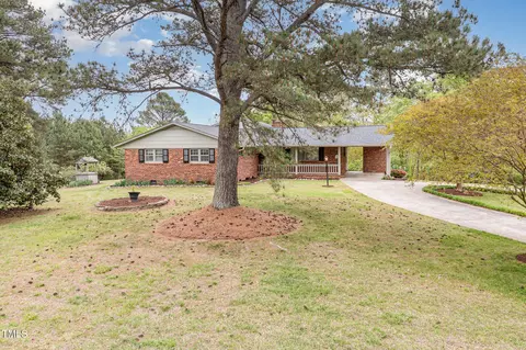 1750 Spring Valley Lake Rd, Henderson, NC 27537
