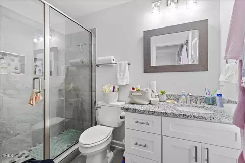 Bath - 2801 Dearborn Dr #A, Durham, NC 27704 photo 3 of 3