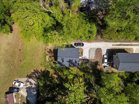 View/Area - 2801 Dearborn Dr #A, Durham, NC 27704 photo 2 of 2