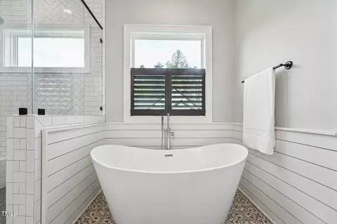 Bath - 3545 Donlin Dr, Wake Forest, NC 27587 photo 4 of 7