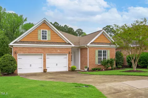 4 Calwell Creek Dr, Chapel Hill, NC 27517
